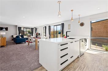 The Place To Be (Bachcare) - Wanaka