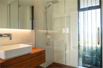 Lightning Ridge Views (Bachcare) - Waimarama