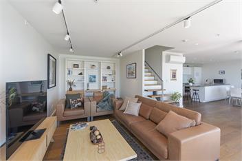 Penthouse 37 - Nelson Waterfront Apartment - Nelson