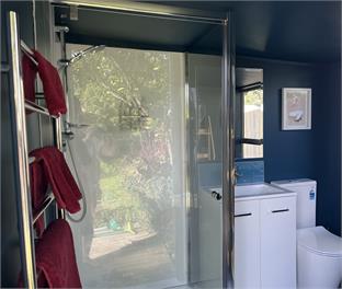 Sunny & Spacious Palm Beach Studio - Waiheke