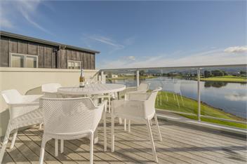 Dunes Lake View Apartment - Welcome Gift on arrival! - Matarangi