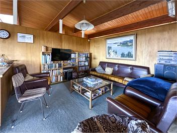 Pohutukawa House, Ruakaka Heights - Ruakaka