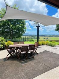 Hilltop farm house- Perfect for groups and Gatherings - Auckland 