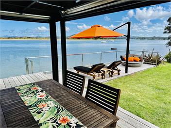 Absolute Waterfront - Ngunguru