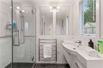 Serenity Cottage (Bachcare) - Taupo