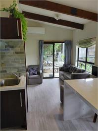 Cod Cottage Waterfront Akaroa Harbour - 