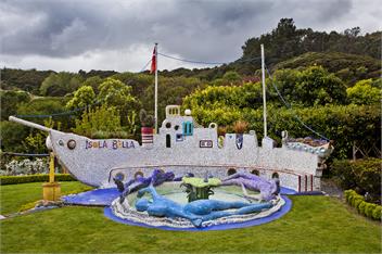 Seaclusion - Great Water Views, Wonderful for Large Families & Groups - Akaroa