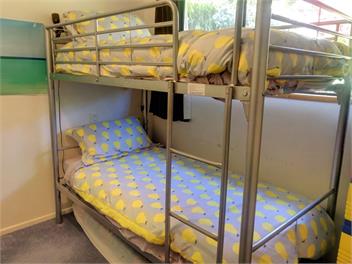 Seaclusion - Great Water Views, Wonderful for Large Families & Groups - Akaroa