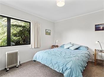 Lake House and Studio (Bachcare) - Lake Rotoiti