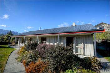 Lake Hawea Hideaway (Bachcare) - Lake Hawea