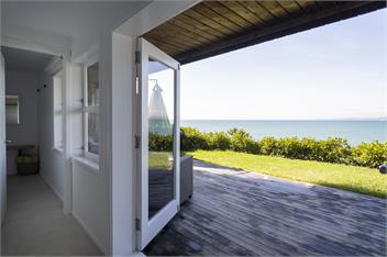 Whale Bay Surf Bach - 