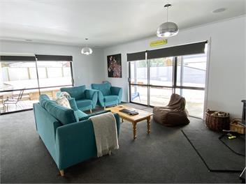Modern, Functional and Central - Twizel