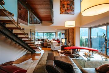Lakeside Road | Sleeps 10 | Lake Views | Walk to Town - Wanaka