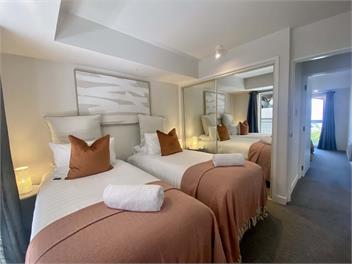 Lakefront Gem | Absolute Waterfront - Queenstown