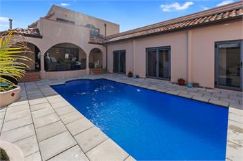 Poolside Serenity (Bachcare) - Papamoa