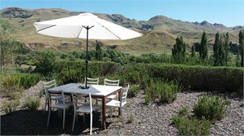 Heron Retreat for Two,Tukituki River, Havelock North - HAWKE'S BAY