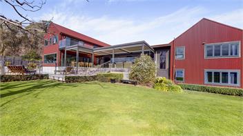 Kiwiesque - Luxury Lodge Vineyard Accommodation - Napier