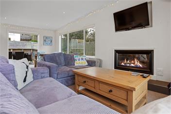 Modern Kiwi Bach (Bachcare) - Waihi Beach