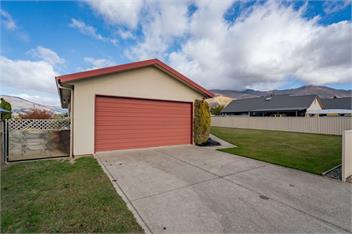 Alpine Scenery (Bachcare) - Wanaka