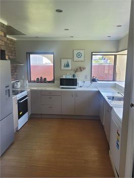 Bayfair Family Beach House - Mount Maunganui