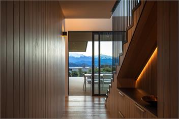 Platinum Ridge | Sleeps 8 | Stunning Lake Views - Wanaka