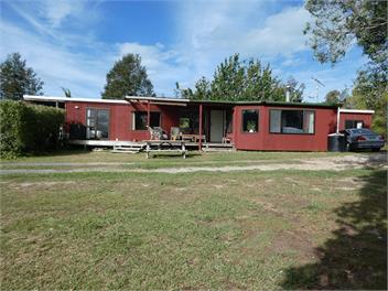 Harry Place Cabin - Tasman Bays
