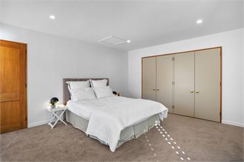 Stylish Fendalton Townhouse (Bachcare) - Christchurch