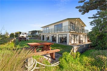 Beach Galore (Bachcare) - Waihi Beach