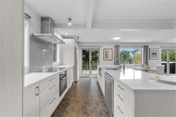 Birdsong Retreat (Bachcare) - Auckland