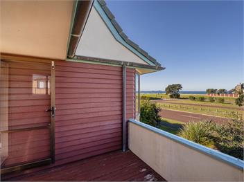 Beachfront Landing (Bachcare) - Pauanui