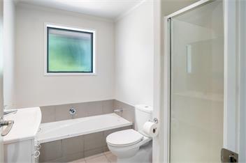 Riverside paradise with jetty and garden - Kerikeri