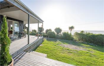 Nikau Beach holiday house - 