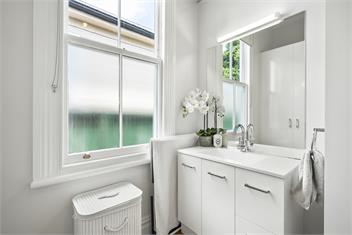 Hibiscus Cottage -