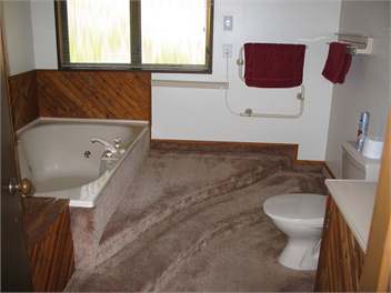 Queenstown Spacious Family Home with fantastic views - 