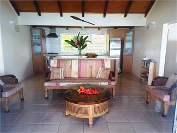 Iro's Beach Villa | Absolute Beachfront | TITIKAVEKATONGA - Rarotonga