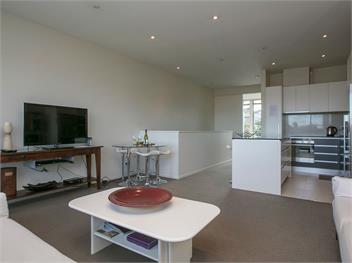 Marinaside Villa (Bachcare) - Taupo Central