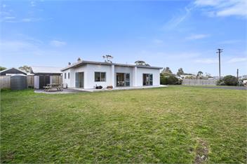 Karitane Beach Retreat (Bachcare) - Karitane