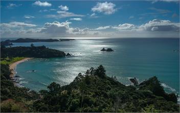 The Retreat: Luxury private hillside beach villa @ Te Ngaere Bay - kaeo