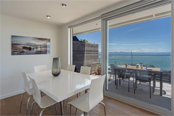 Penthouse 37 - Nelson Waterfront Apartment - Nelson