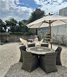 Olive Cottage on Marine Parade - Mt Maunganui