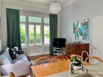 Luxury Devonport Apartment - Auckland