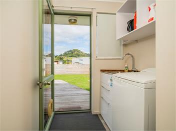 Sandy Feet Retreat (Bachcare) - Cooks Beach
