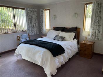 Whispering Pines - Wanaka