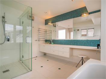 Hahei Oceanfront (Bachcare) - Hahei