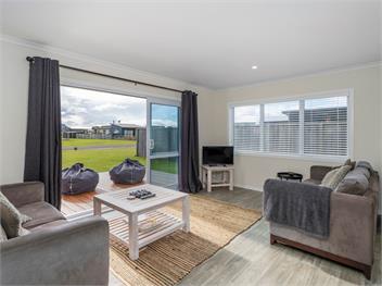 Cooks Family Retreat (Bachcare) - Whitianga