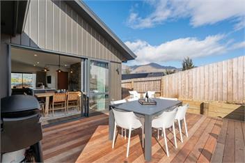 86 on Kirimoko (Bachcare) - Wanaka