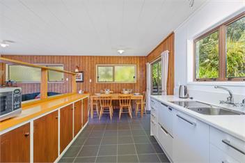The Retreat (Bachcare) - Cooks Beach