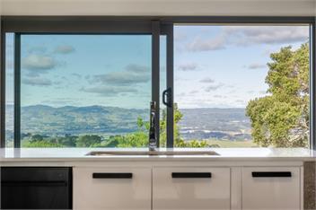 Luxury Resort with Views - Tauranga