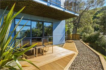 Harbour Crest Retreat (Bachcare) - Lyttelton