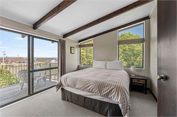 Acacia View at No. 3 (Bachcare) - Acacia Bay